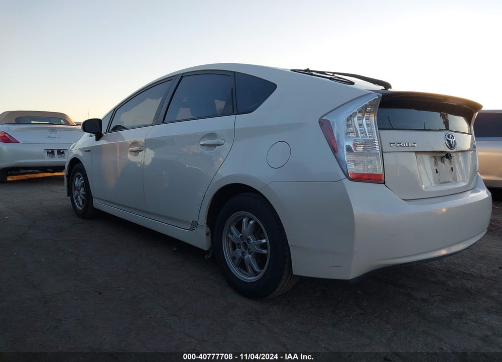 2011 TOYOTA PRIUS TWO VIN: JTDKN3DU5B5346818