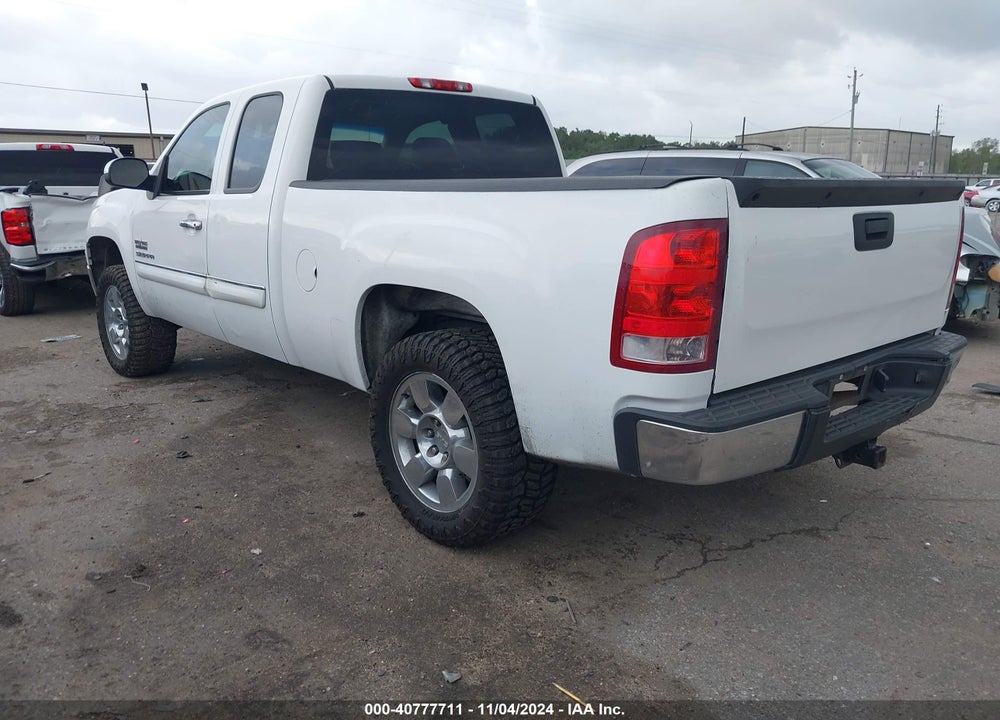 2011 GMC SIERRA 1500 SLE VIN: 1GTR1VE02BZ454226