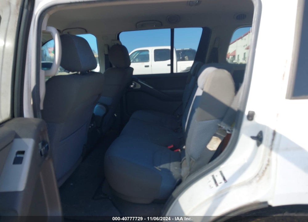 2005 NISSAN PATHFINDER SE OFF ROAD VIN: 5N1AR18W85C781909