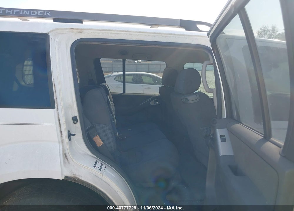 2005 NISSAN PATHFINDER SE OFF ROAD VIN: 5N1AR18W85C781909