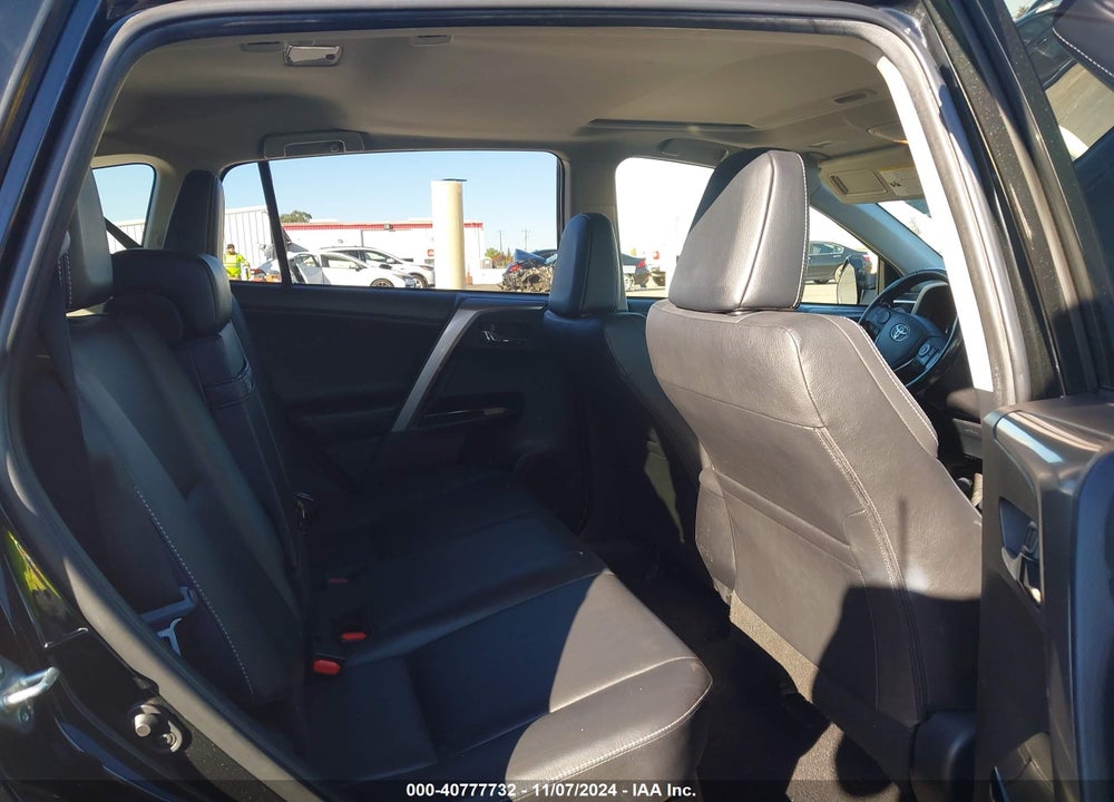 2018 TOYOTA RAV4 HYBRID LIMITED VIN: JTMDJREV5JD184529