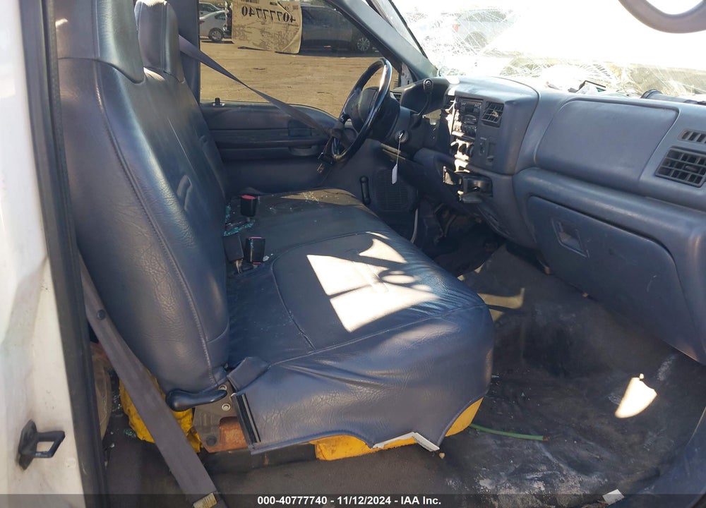 2000 FORD F-250 LARIAT/XL/XLT VIN: 1FTNF20F8YED33761