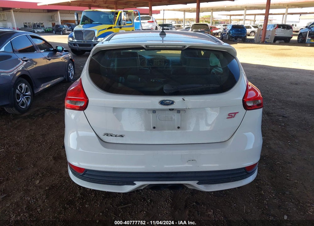 2015 FORD FOCUS ST VIN: 1FADP3L97FL281445