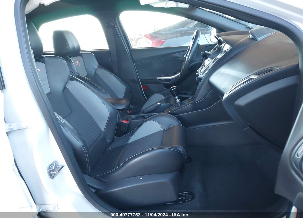 2015 FORD FOCUS ST VIN: 1FADP3L97FL281445