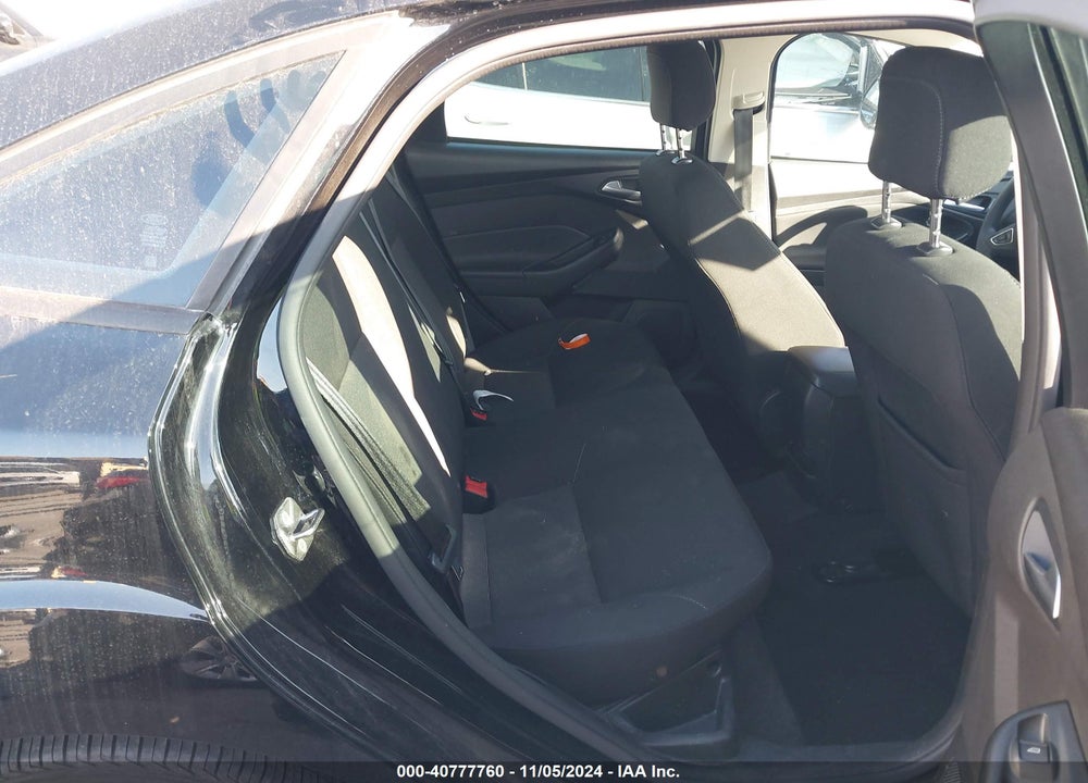 2018 FORD FOCUS SE VIN: 1FADP3F20JL292665