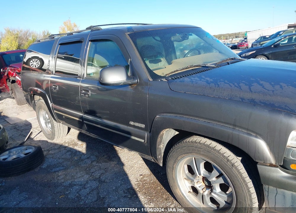 2000 CHEVROLET SUBURBAN 1500 LT VIN: 3GNFK16T5YG150972