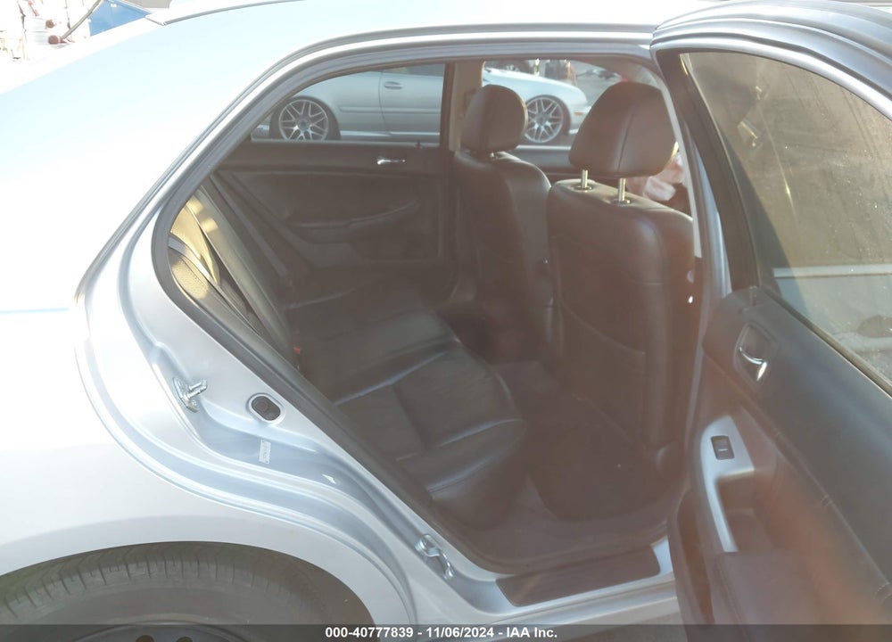 2005 HONDA ACCORD 2.4 EX VIN: 1HGCM56855A152239