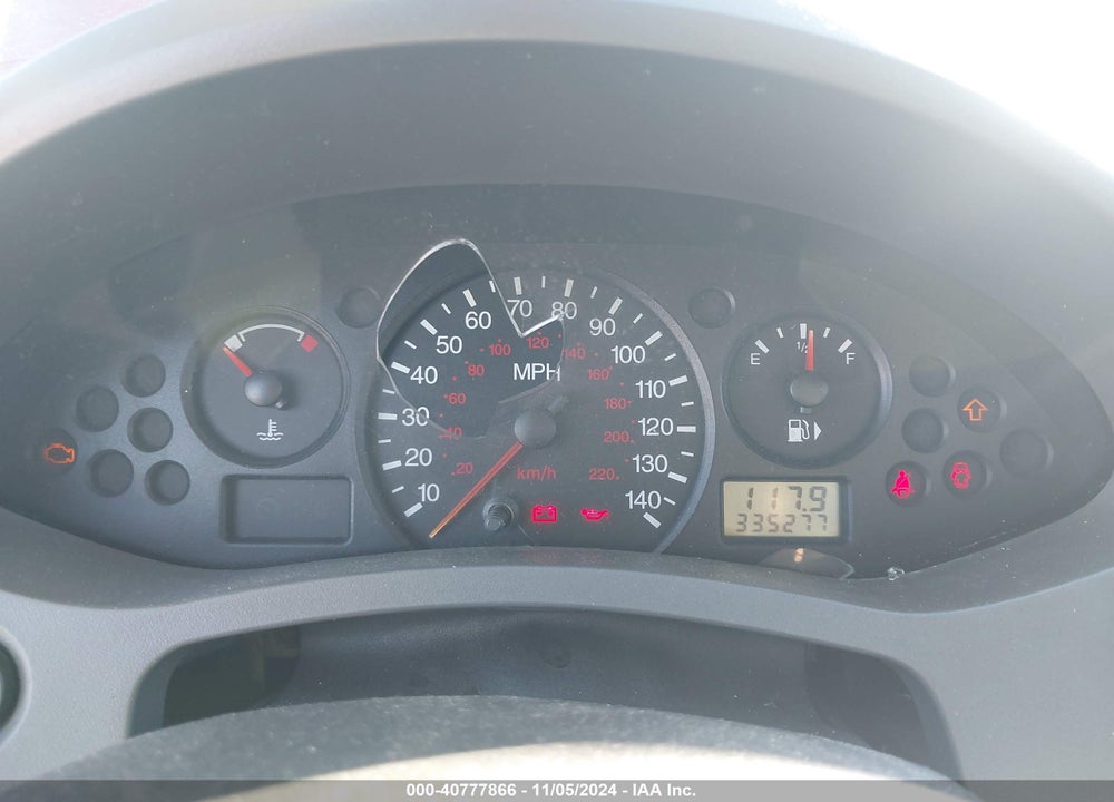 2005 FORD FOCUS ZX4 VIN: 1FAFP34N25W165880