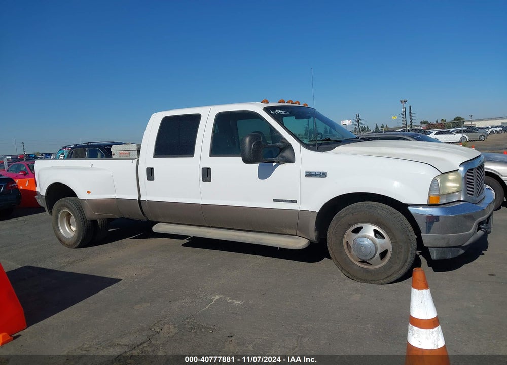2002 FORD F-350 LARIAT/XL/XLT VIN: 1FTWW32F62EA87002