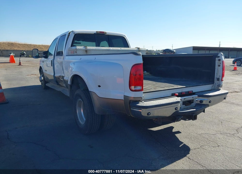 2002 FORD F-350 LARIAT/XL/XLT VIN: 1FTWW32F62EA87002