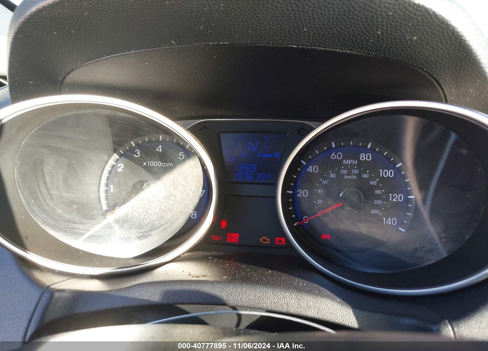 2011 HYUNDAI TUCSON LIMITED VIN: KM8JU3AC3BU140005