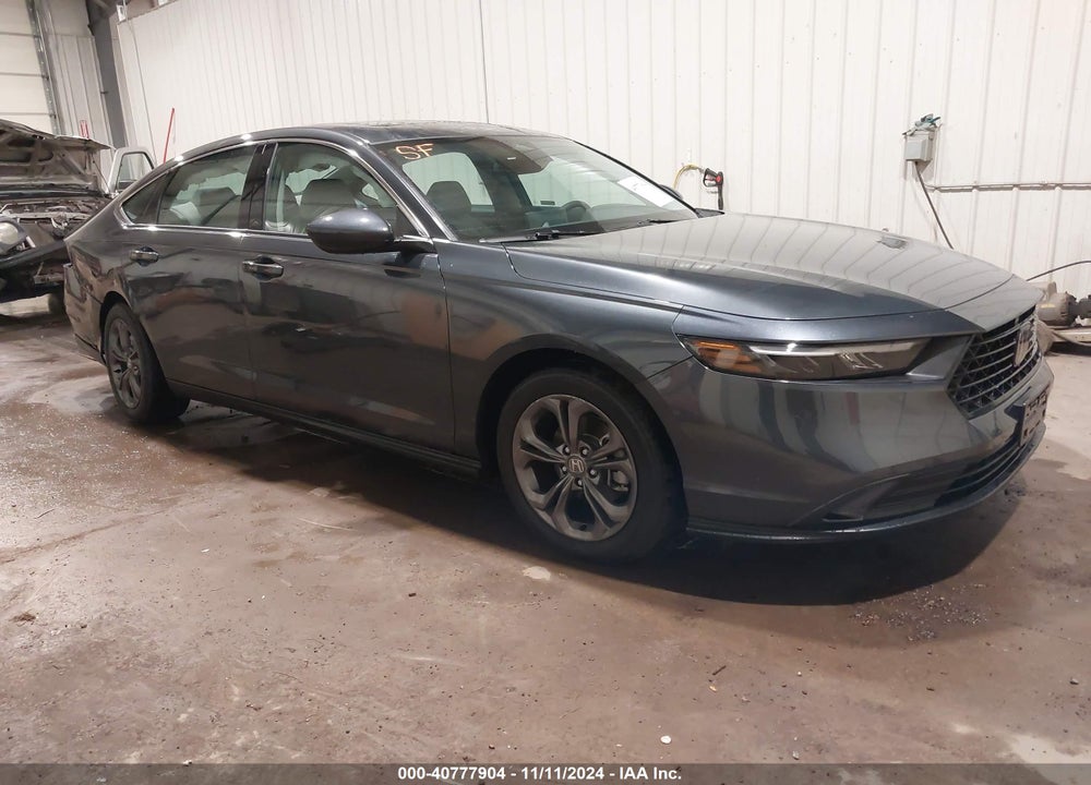 2024 HONDA ACCORD EX VIN: 1HGCY1F33RA053538