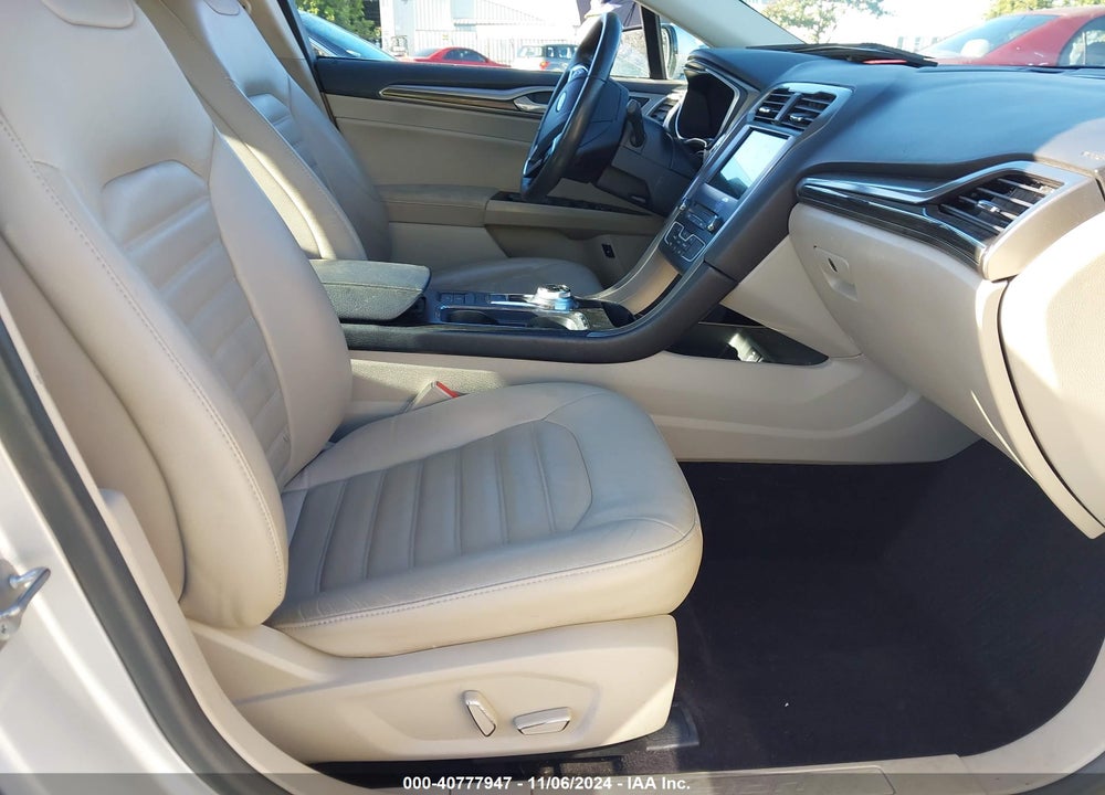 2017 FORD FUSION HYBRID SE VIN: 3FA6P0LU8HR142411