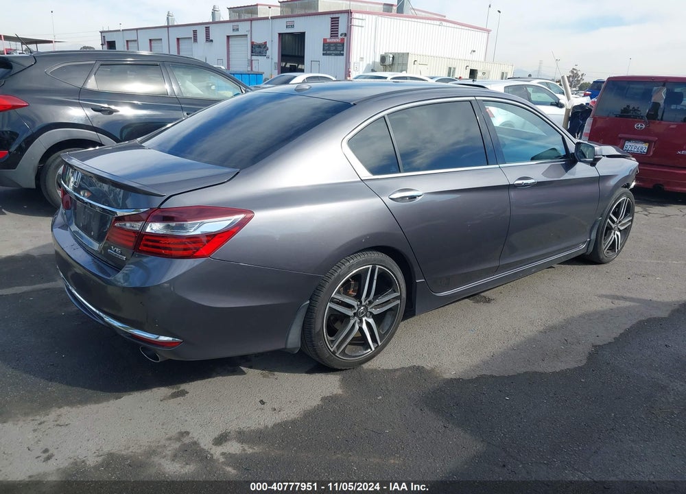 2017 HONDA ACCORD TOURING V6 VIN: 1HGCR3F91HA004415