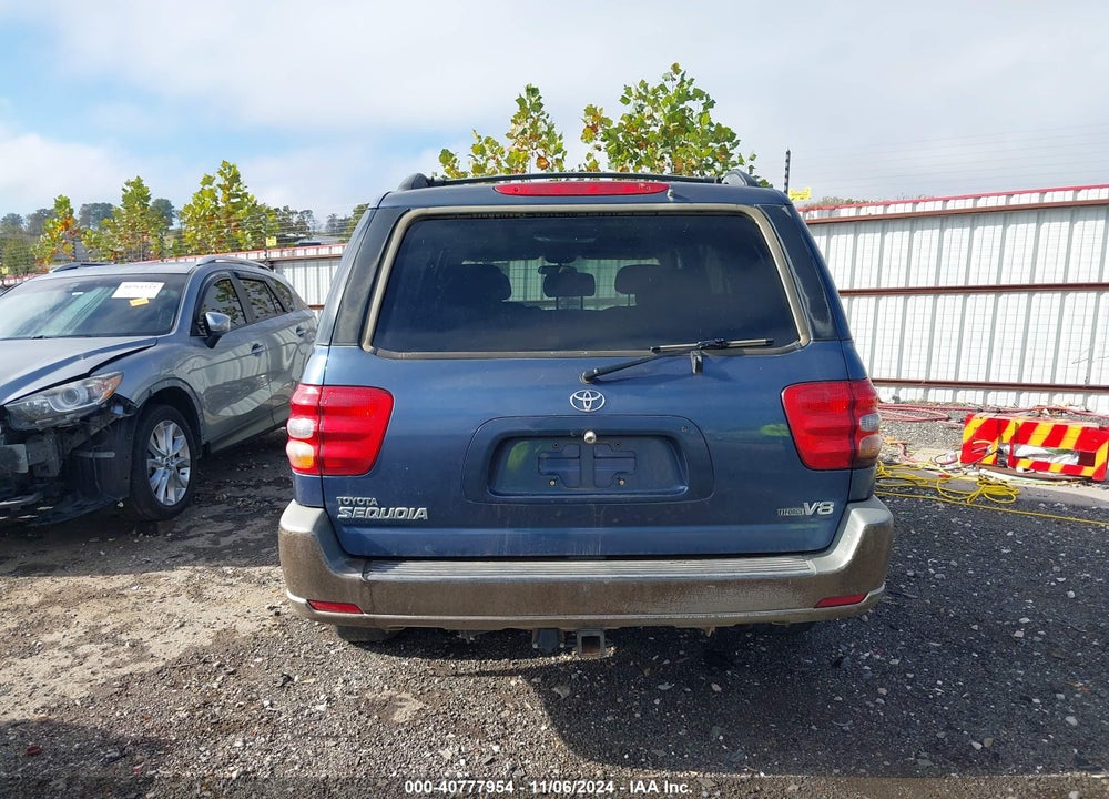 2004 TOYOTA SEQUOIA SR5 V8 VIN: 5TDZT34A24S228426