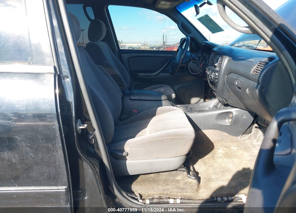 2005 TOYOTA TUNDRA LIMITED V8 VIN: 5TBET38185S490910