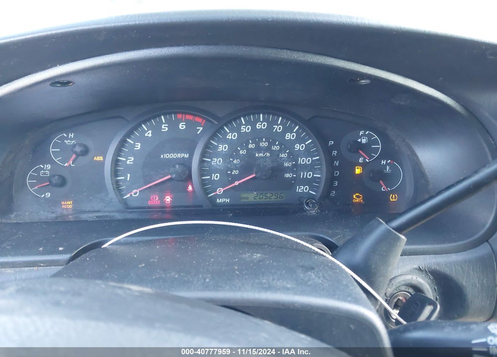 2005 TOYOTA TUNDRA LIMITED V8 VIN: 5TBET38185S490910