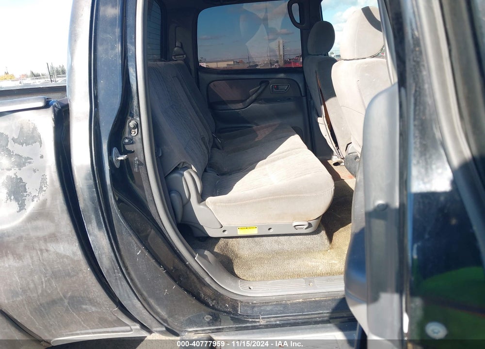 2005 TOYOTA TUNDRA LIMITED V8 VIN: 5TBET38185S490910