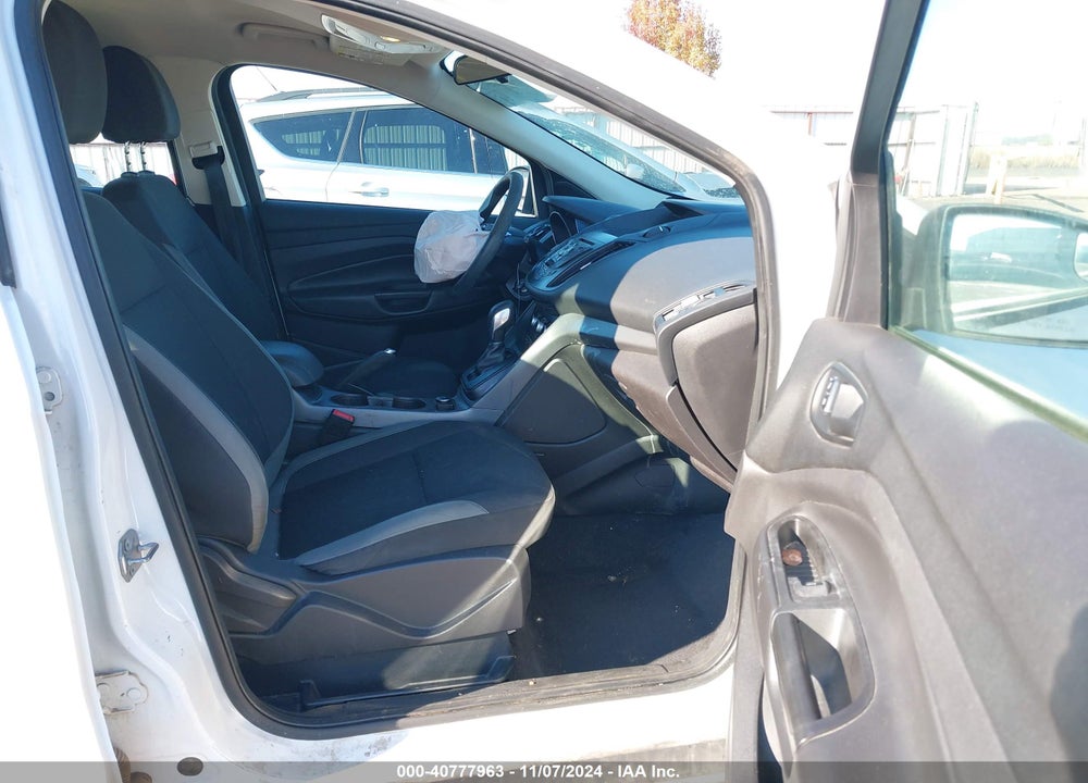 2015 FORD ESCAPE S VIN: 1FMCU0F71FUC35753