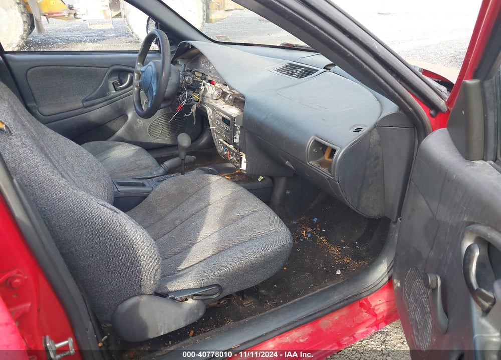 2005 CHEVROLET CAVALIER VIN: 1G1JC52F657135016