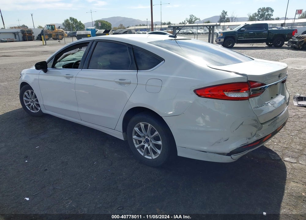 2017 FORD FUSION S VIN: 3FA6P0G75HR110763