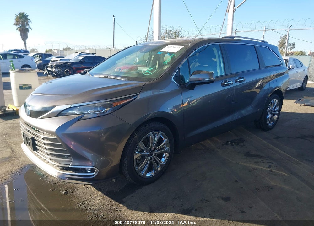 2024 TOYOTA SIENNA PLATINUM VIN: 5TDERKEC5RS204765