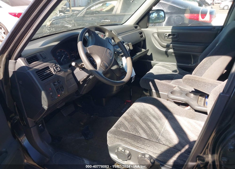 2001 HONDA CR-V VIN: JHLRD28411S002976