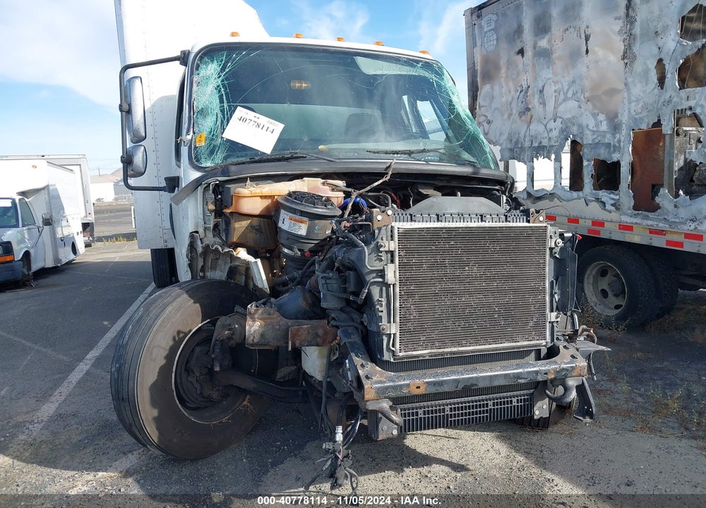 2014 FREIGHTLINER M2 106 MEDIUM DUTY VIN: 1FVACXDT6EHFM3197