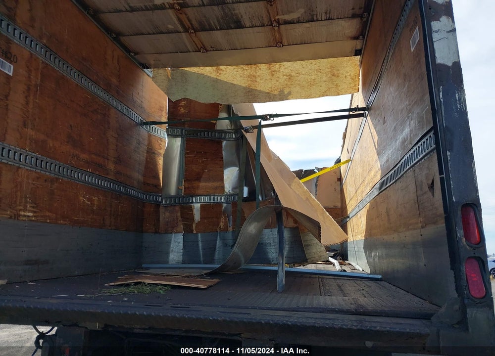 2014 FREIGHTLINER M2 106 MEDIUM DUTY VIN: 1FVACXDT6EHFM3197