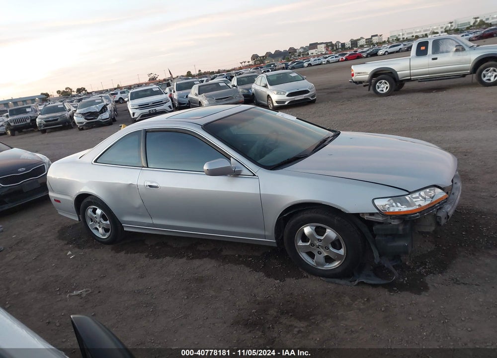 2001 HONDA ACCORD 2.3 EX VIN: 1HGCG32701A031072