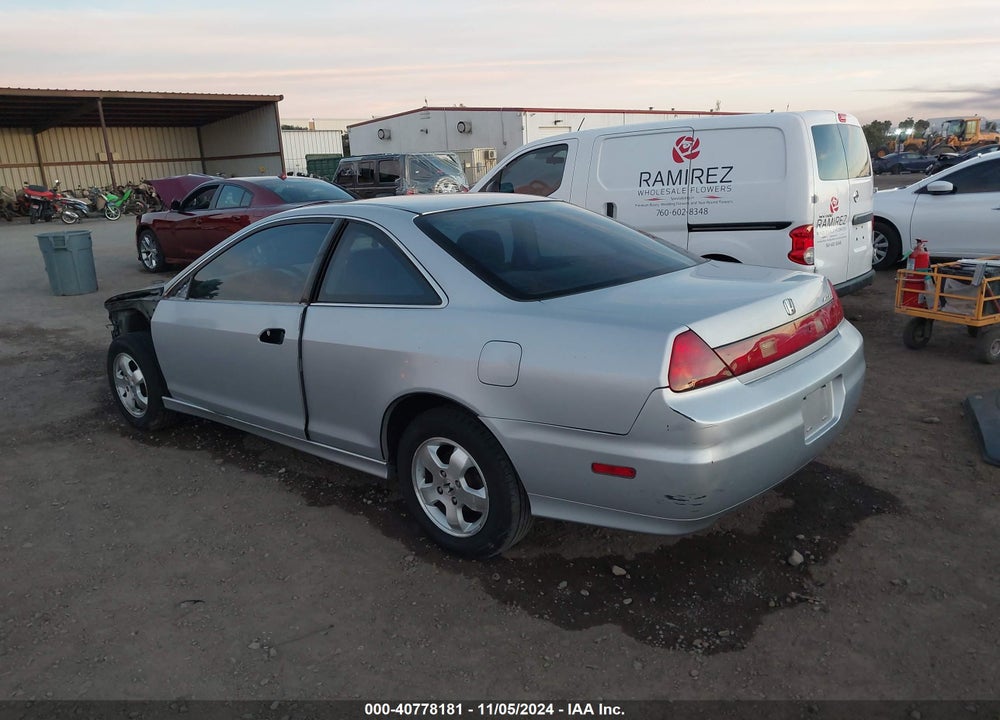 2001 HONDA ACCORD 2.3 EX VIN: 1HGCG32701A031072
