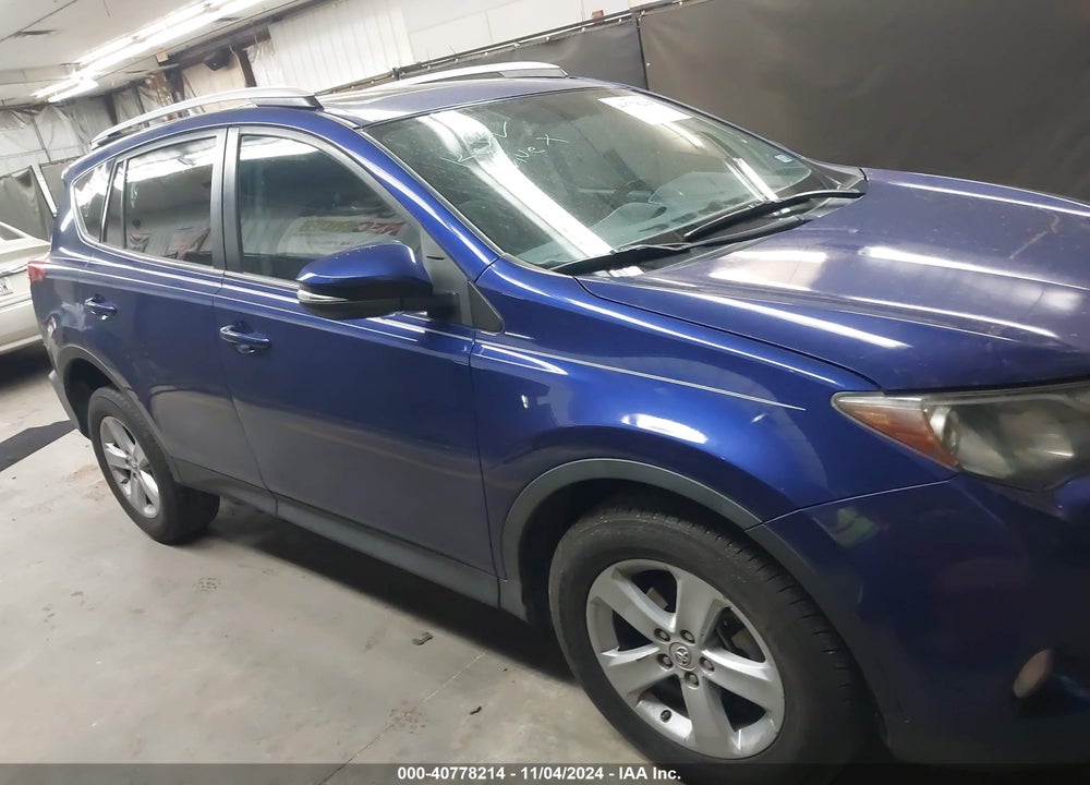 2014 TOYOTA RAV4 XLE VIN: 2T3WFREV2EW107393