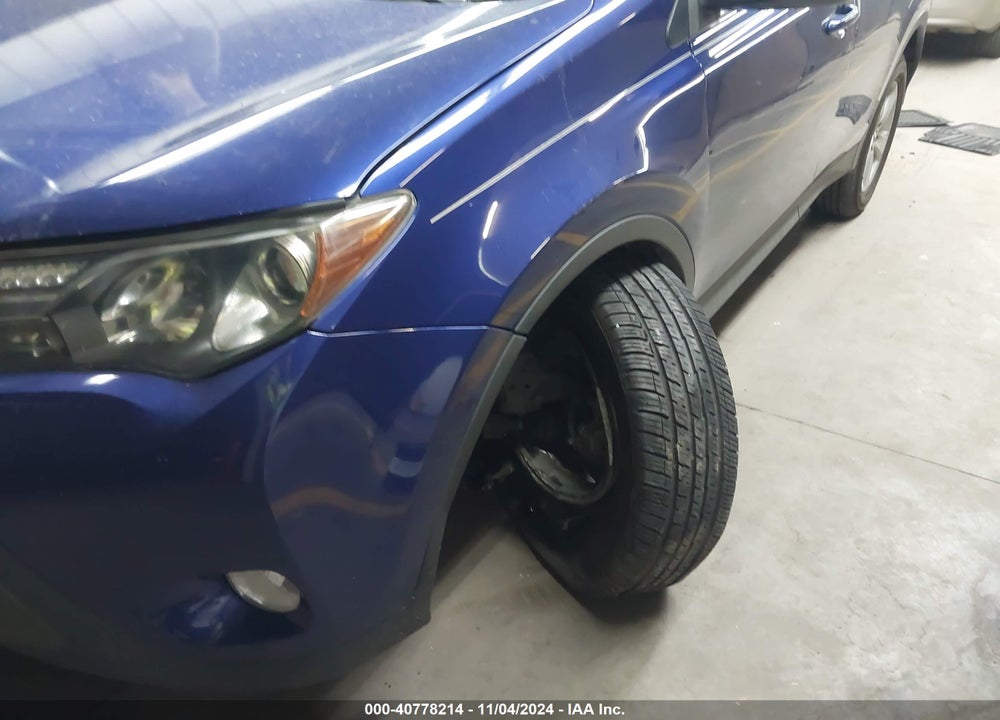 2014 TOYOTA RAV4 XLE VIN: 2T3WFREV2EW107393