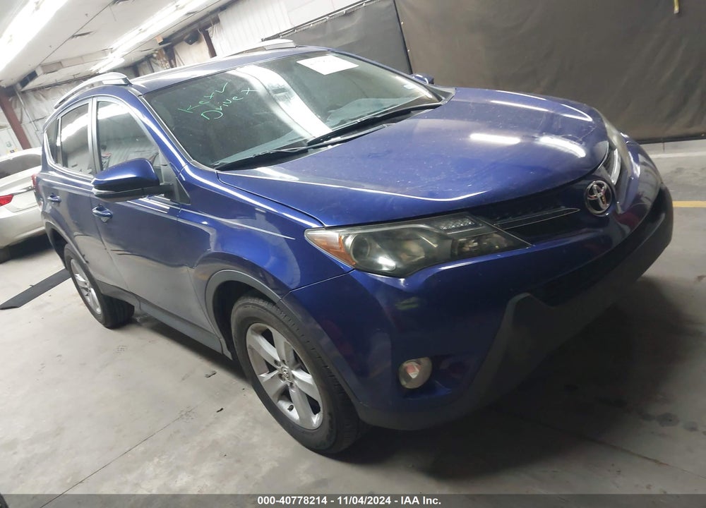 2014 TOYOTA RAV4 XLE VIN: 2T3WFREV2EW107393