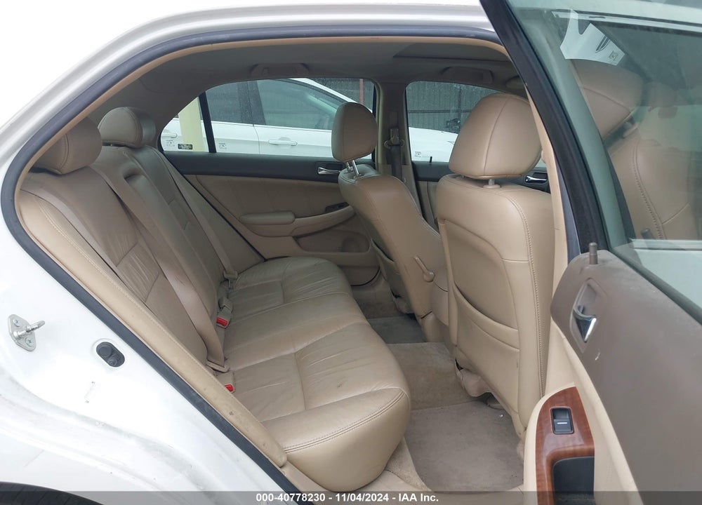 2006 HONDA ACCORD 3.0 EX VIN: 1HGCM66526A034128