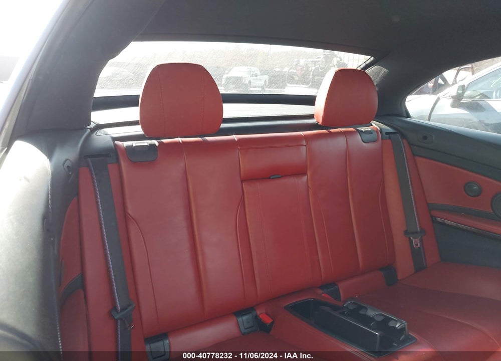 2019 BMW M4 VIN: WBS4Z9C5XKEJ63711