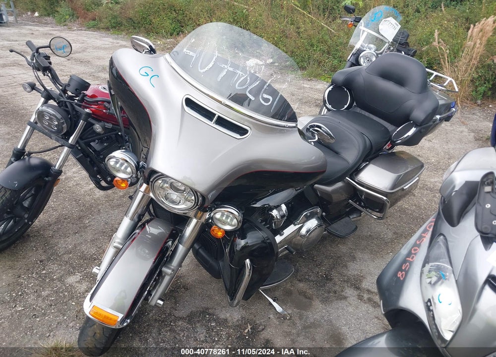 2017 HARLEY-DAVIDSON FLHTK ULTRA LIMITED VIN: 1HD1KED10HB677403