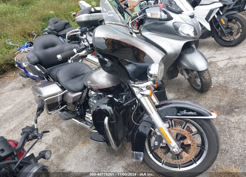 2017 HARLEY-DAVIDSON FLHTK ULTRA LIMITED VIN: 1HD1KED10HB677403