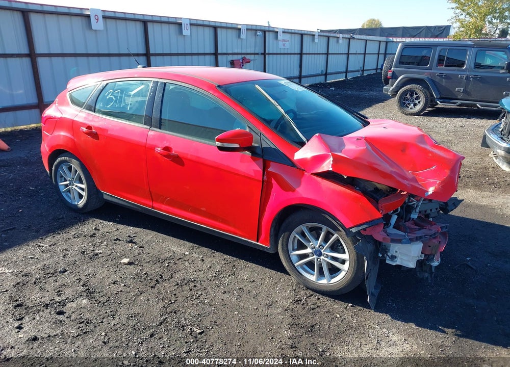 2015 FORD FOCUS SE VIN: 1FADP3K22FL330068