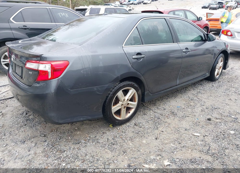 2013 TOYOTA CAMRY SE VIN: 4T1BF1FK4DU656993