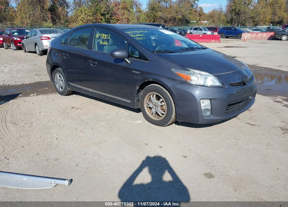 2011 TOYOTA PRIUS TWO VIN: JTDKN3DU5B5339884