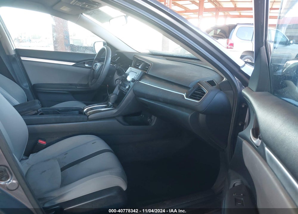 2018 HONDA CIVIC LX VIN: 2HGFC2F50JH540432