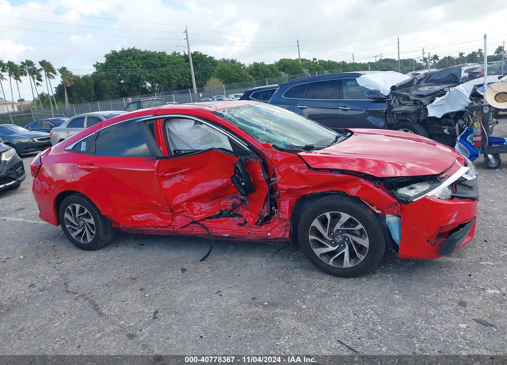 2018 HONDA CIVIC EX VIN: 2HGFC2F72JH580335