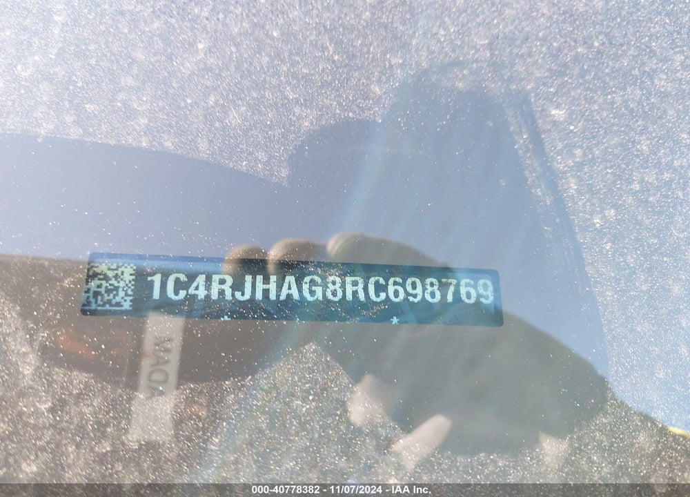 2024 JEEP GRAND CHEROKEE VIN: 1C4RJHAG8RC698769