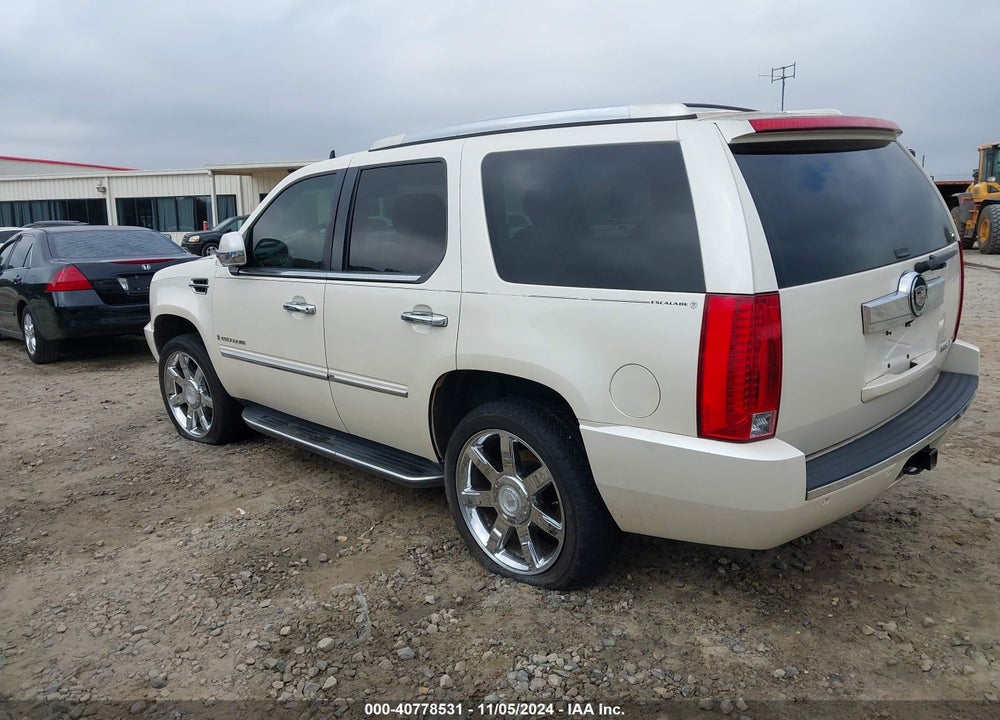 2008 CADILLAC ESCALADE STANDARD VIN: 1GYFK63828R239608