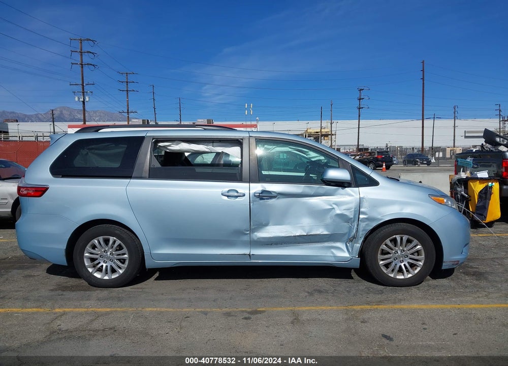 2016 TOYOTA SIENNA XLE LIMITED VIN: 5TDYK3DC4GS728656