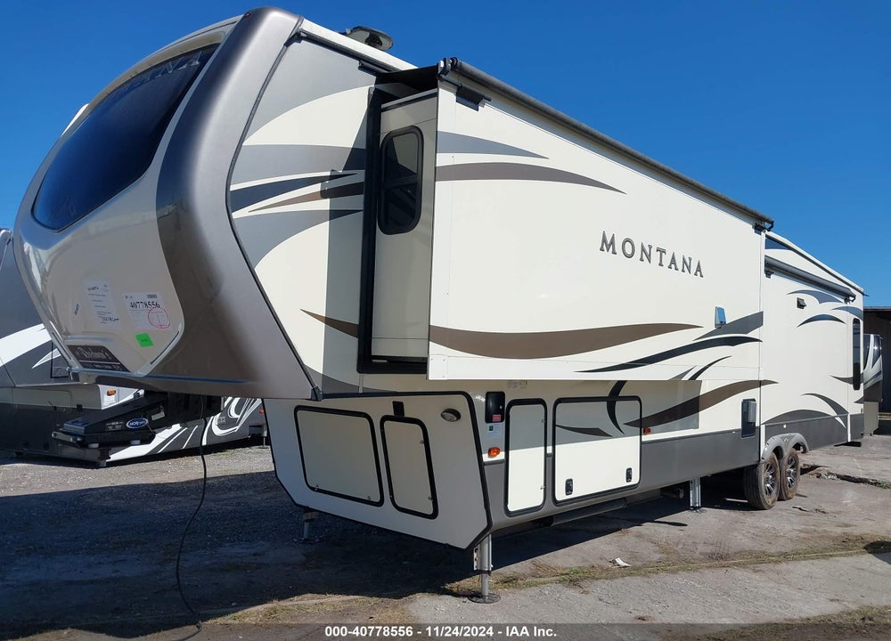 2018 KEYSTONE MONTANA VIN: 4YDF38126J4700886