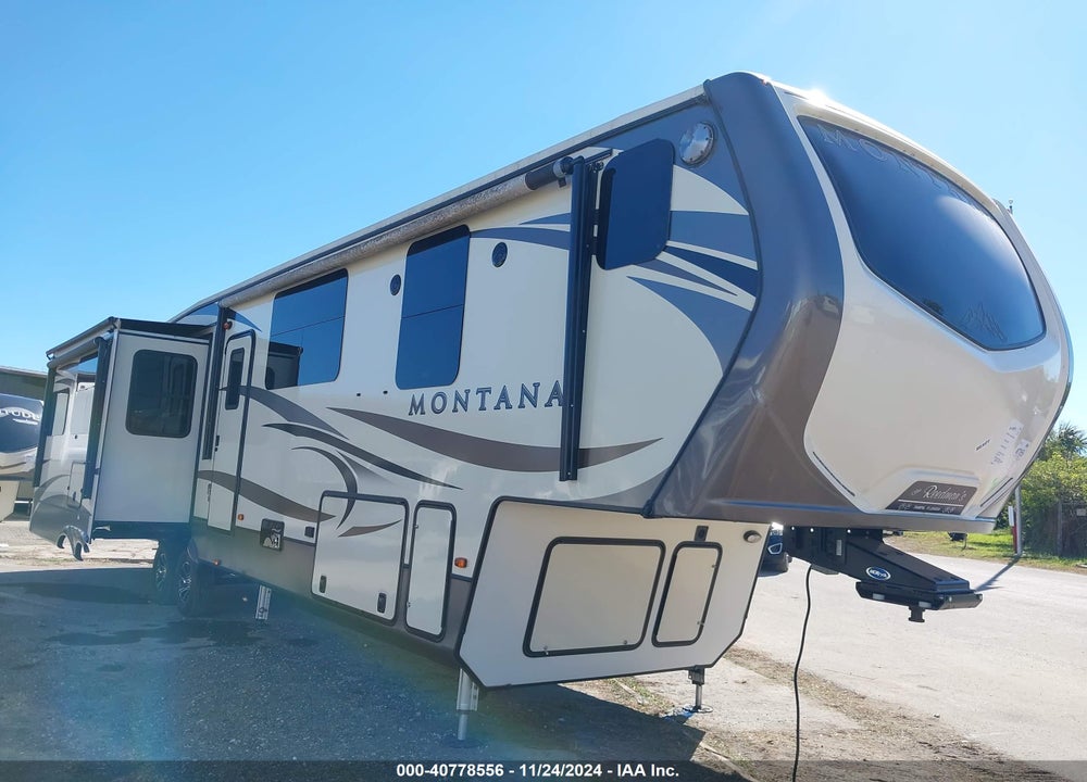 2018 KEYSTONE MONTANA VIN: 4YDF38126J4700886