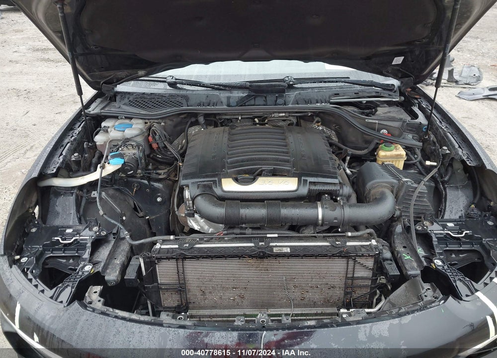 2016 PORSCHE CAYENNE VIN: WP1AA2A29GKA08463