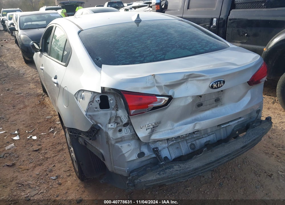 2017 KIA FORTE LX VIN: 3KPFK4A70HE138485